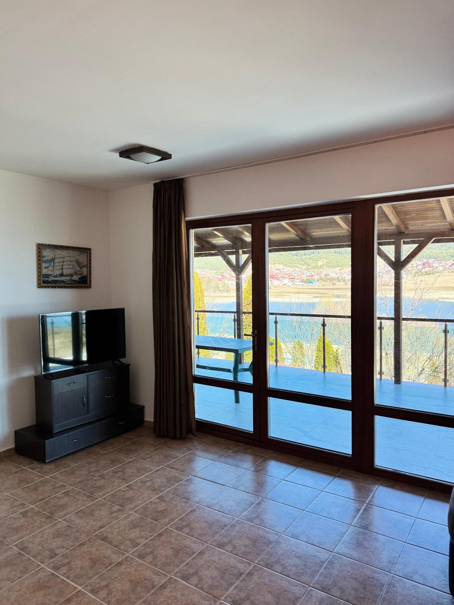 Vip Complex Hotel Sarnitsa Exterior photo