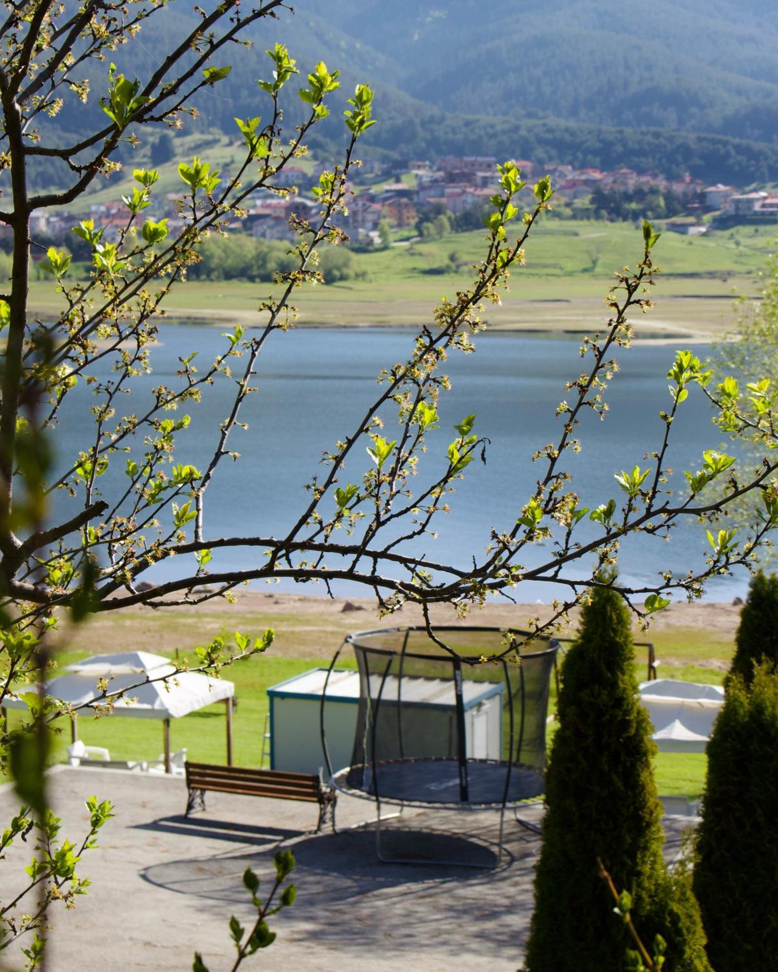 Vip Complex Hotel Sarnitsa Exterior photo
